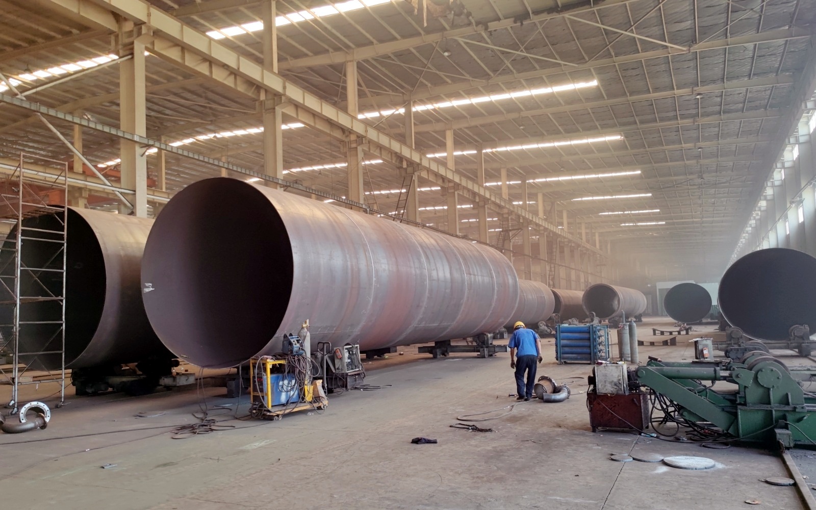 儲(chǔ)罐容器_壓力容器_低溫儲(chǔ)罐_菏澤花王壓力容器